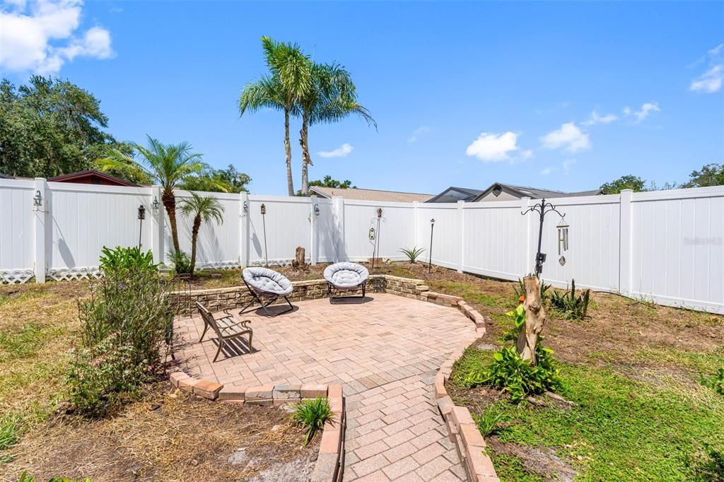 For Sale: $420,000 (3 beds, 2 baths, 1715 Square Feet)