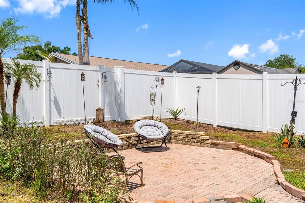 For Sale: $420,000 (3 beds, 2 baths, 1715 Square Feet)