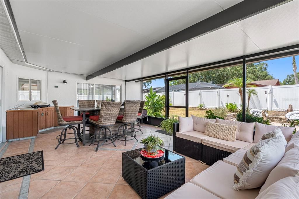 For Sale: $420,000 (3 beds, 2 baths, 1715 Square Feet)