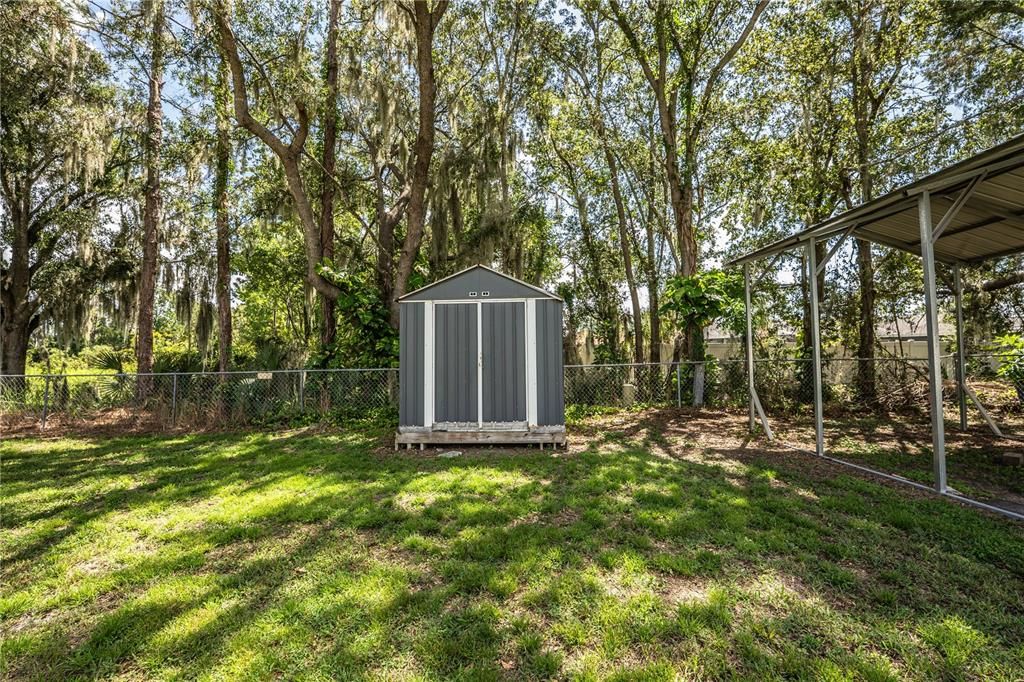 For Sale: $299,900 (3 beds, 2 baths, 1552 Square Feet)