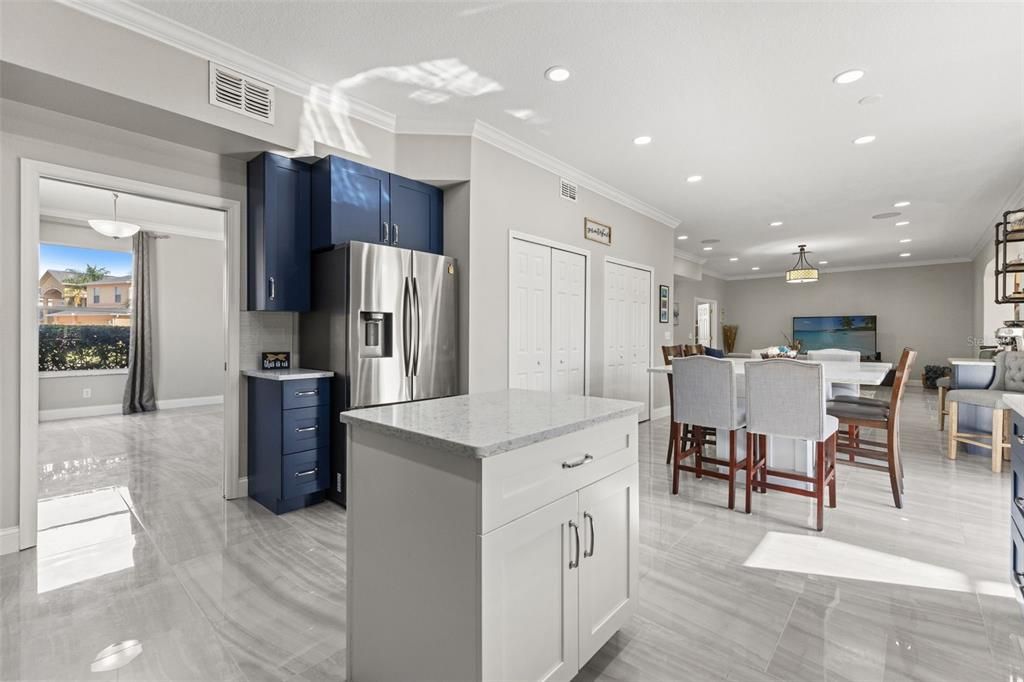 For Rent: $4,500 (5 beds, 3 baths, 4481 Square Feet)
