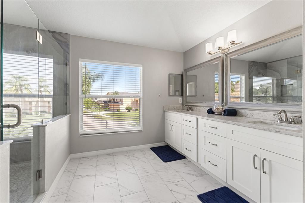 For Rent: $4,500 (5 beds, 3 baths, 4481 Square Feet)