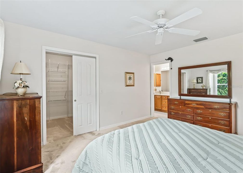 For Sale: $339,000 (3 beds, 2 baths, 1497 Square Feet)