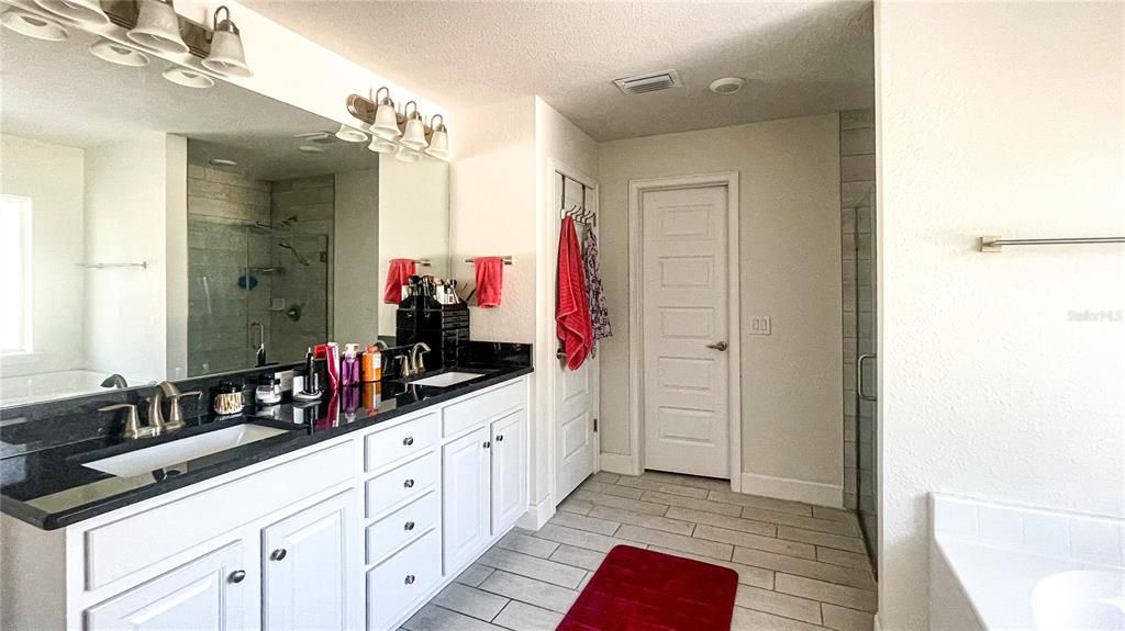 For Sale: $582,983 (4 beds, 3 baths, 2983 Square Feet)