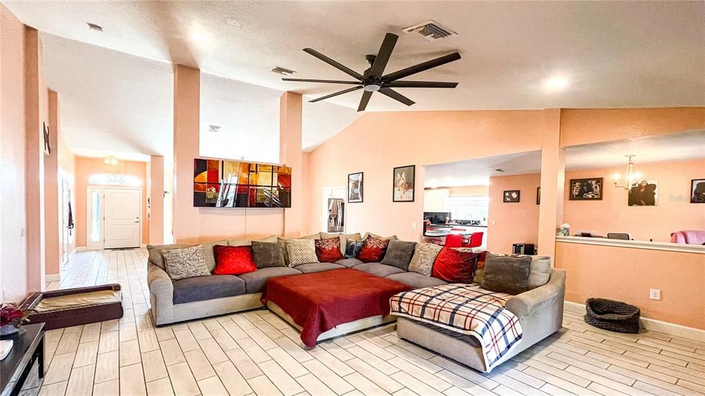 For Sale: $582,983 (4 beds, 3 baths, 2983 Square Feet)