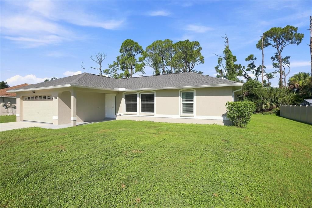 For Sale: $259,900 (3 beds, 2 baths, 1212 Square Feet)