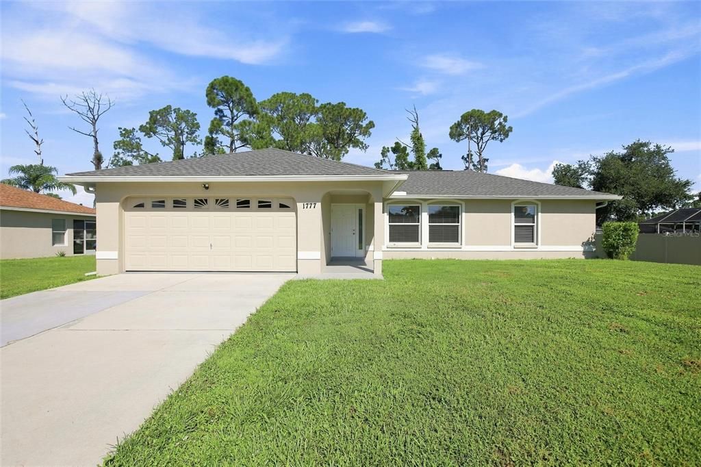 For Sale: $259,900 (3 beds, 2 baths, 1212 Square Feet)