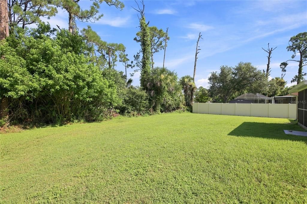 For Sale: $259,900 (3 beds, 2 baths, 1212 Square Feet)