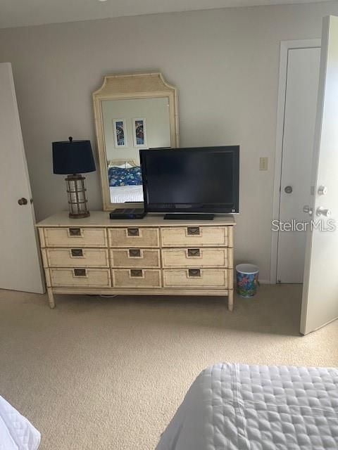 For Sale: $329,000 (2 beds, 2 baths, 1201 Square Feet)