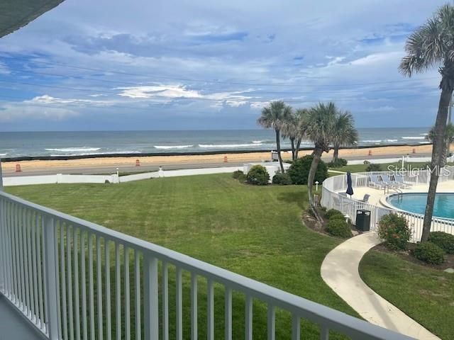 For Sale: $329,000 (2 beds, 2 baths, 1201 Square Feet)
