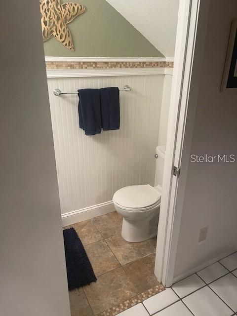 For Sale: $329,000 (2 beds, 2 baths, 1201 Square Feet)