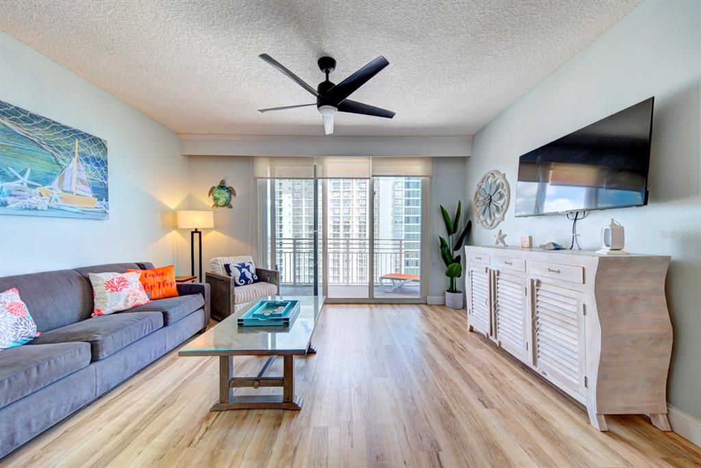 For Sale: $479,900 (2 beds, 2 baths, 1455 Square Feet)