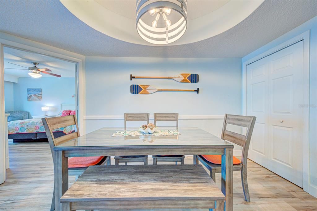 For Sale: $479,900 (2 beds, 2 baths, 1455 Square Feet)