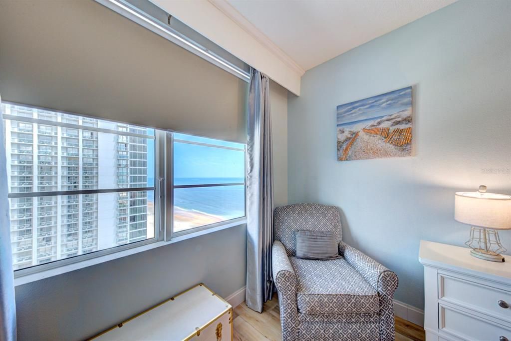For Sale: $479,900 (2 beds, 2 baths, 1455 Square Feet)