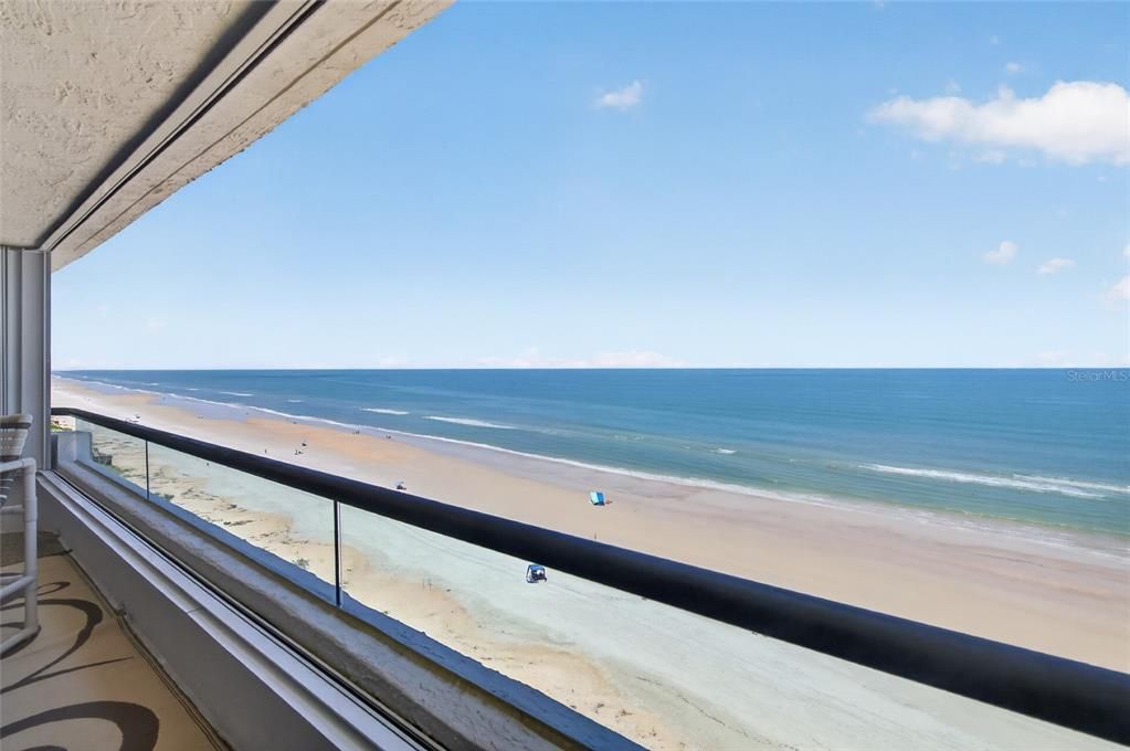 For Sale: $875,000 (2 beds, 2 baths, 1348 Square Feet)