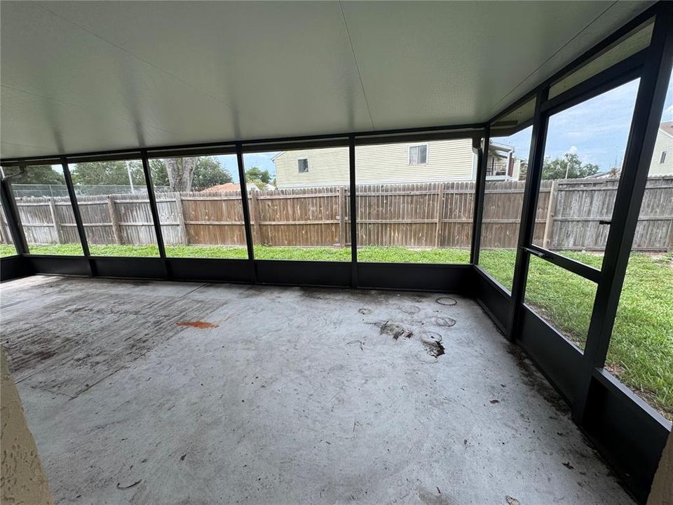 For Rent: $2,000 (3 beds, 2 baths, 1200 Square Feet)