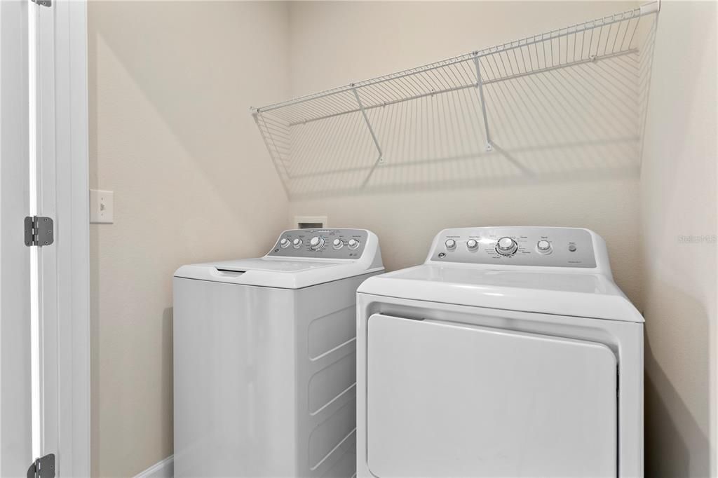 For Rent: $2,000 (3 beds, 2 baths, 1450 Square Feet)