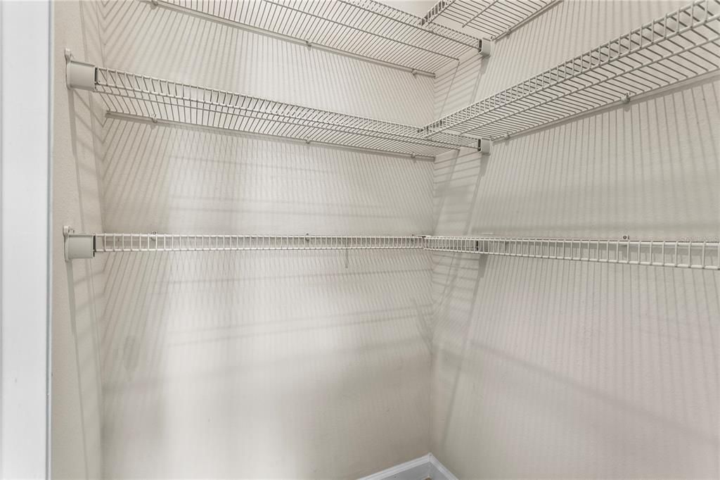 For Rent: $2,000 (3 beds, 2 baths, 1450 Square Feet)