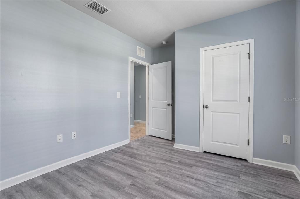 For Rent: $2,000 (3 beds, 2 baths, 1450 Square Feet)