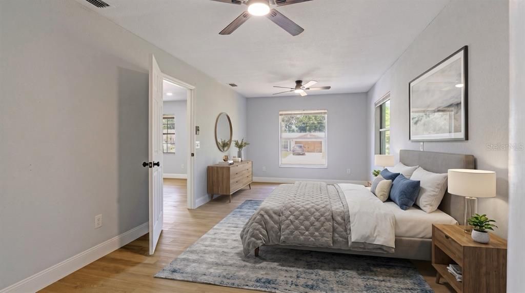 Active With Contract: $315,000 (2 beds, 2 baths, 1293 Square Feet)