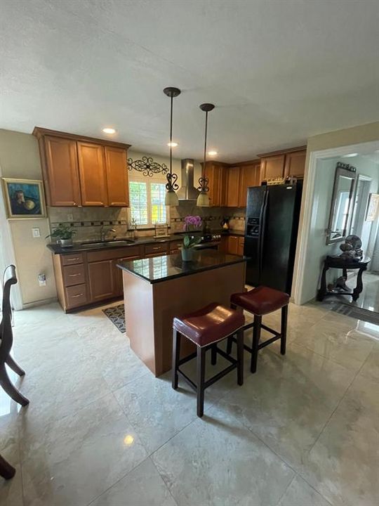 For Rent: $2,650 (3 beds, 2 baths, 1482 Square Feet)