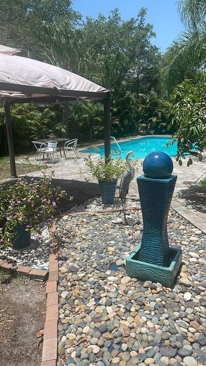 For Rent: $2,650 (3 beds, 2 baths, 1482 Square Feet)