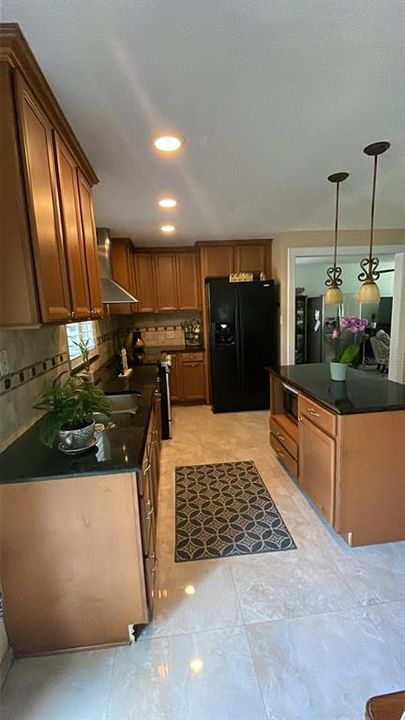 For Rent: $2,650 (3 beds, 2 baths, 1482 Square Feet)