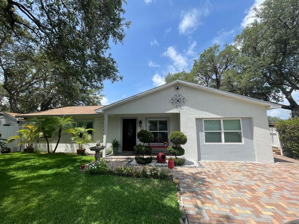 For Rent: $2,650 (3 beds, 2 baths, 1482 Square Feet)