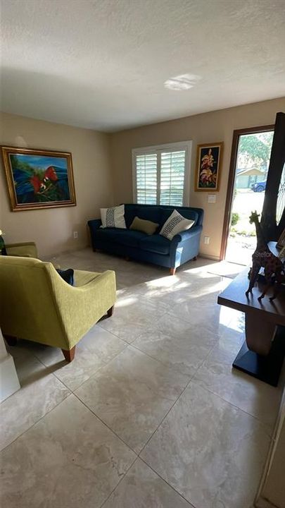 For Rent: $2,650 (3 beds, 2 baths, 1482 Square Feet)