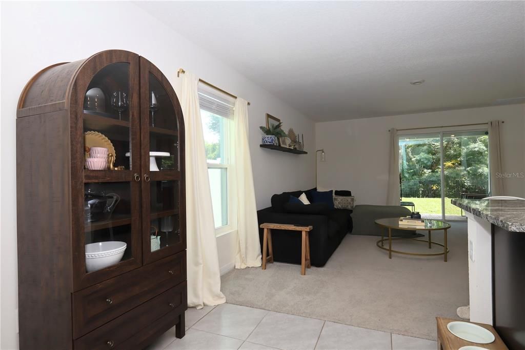For Sale: $309,900 (3 beds, 2 baths, 1516 Square Feet)