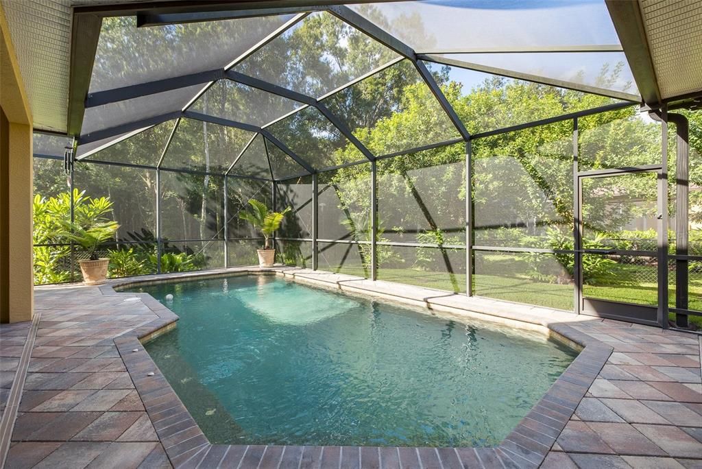 For Sale: $899,900 (5 beds, 3 baths, 3220 Square Feet)