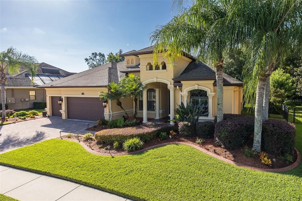 For Sale: $899,900 (5 beds, 3 baths, 3220 Square Feet)