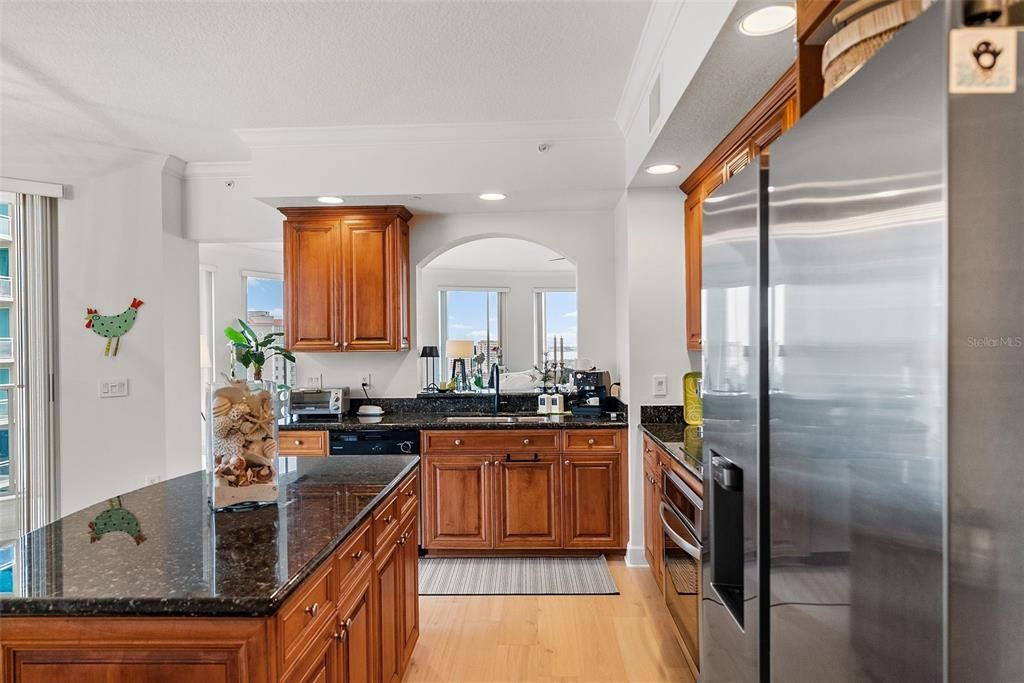 For Rent: $8,500 (3 beds, 3 baths, 2500 Square Feet)