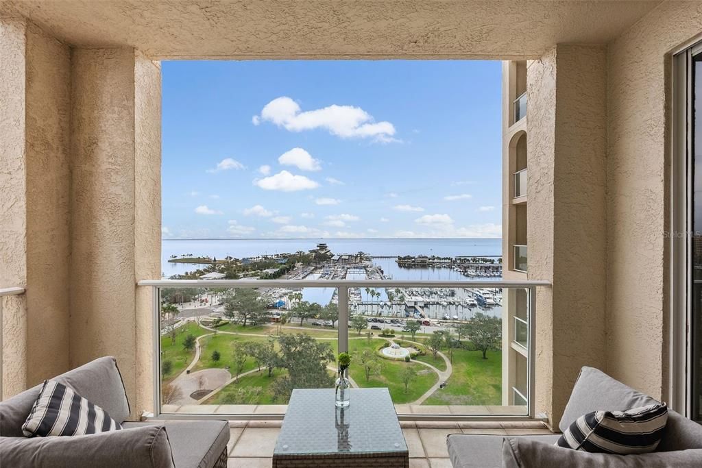 For Rent: $8,500 (3 beds, 3 baths, 2500 Square Feet)