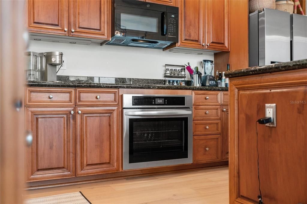 For Rent: $8,500 (3 beds, 3 baths, 2500 Square Feet)