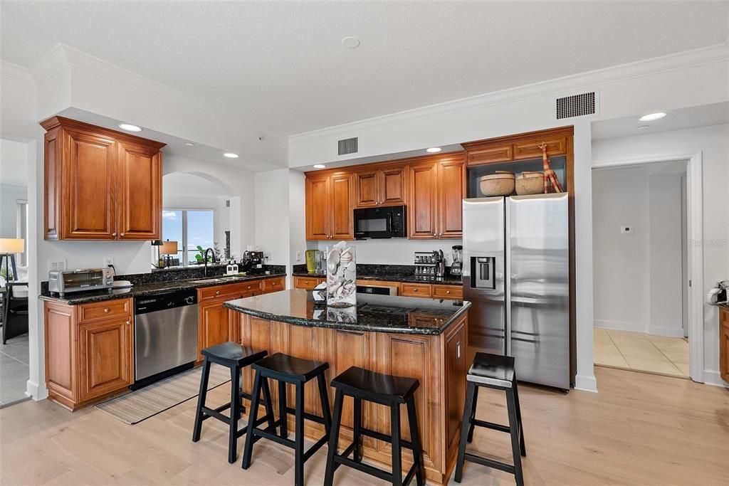 For Rent: $8,500 (3 beds, 3 baths, 2500 Square Feet)