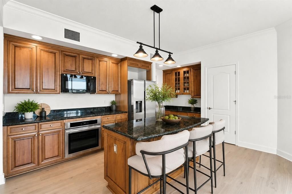 For Rent: $8,500 (3 beds, 3 baths, 2500 Square Feet)