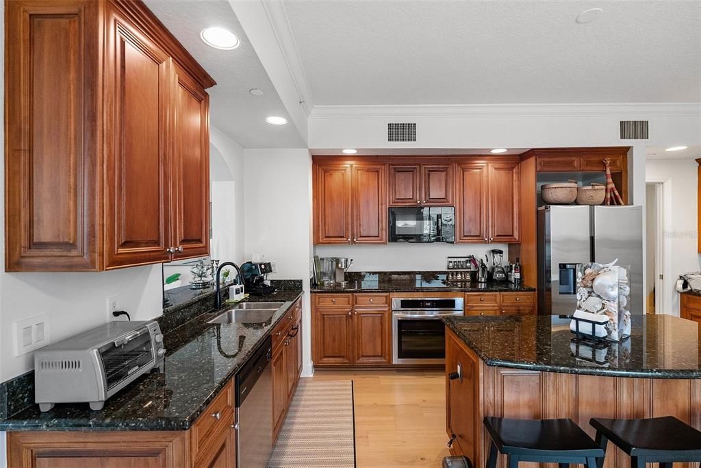 For Rent: $8,500 (3 beds, 3 baths, 2500 Square Feet)