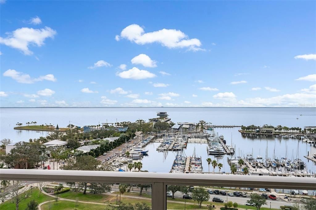 For Rent: $8,500 (3 beds, 3 baths, 2500 Square Feet)