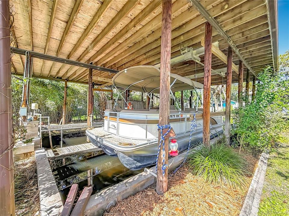 En Venta: $790,000 (3 camas, 2 baños, 1998 Pies cuadrados)