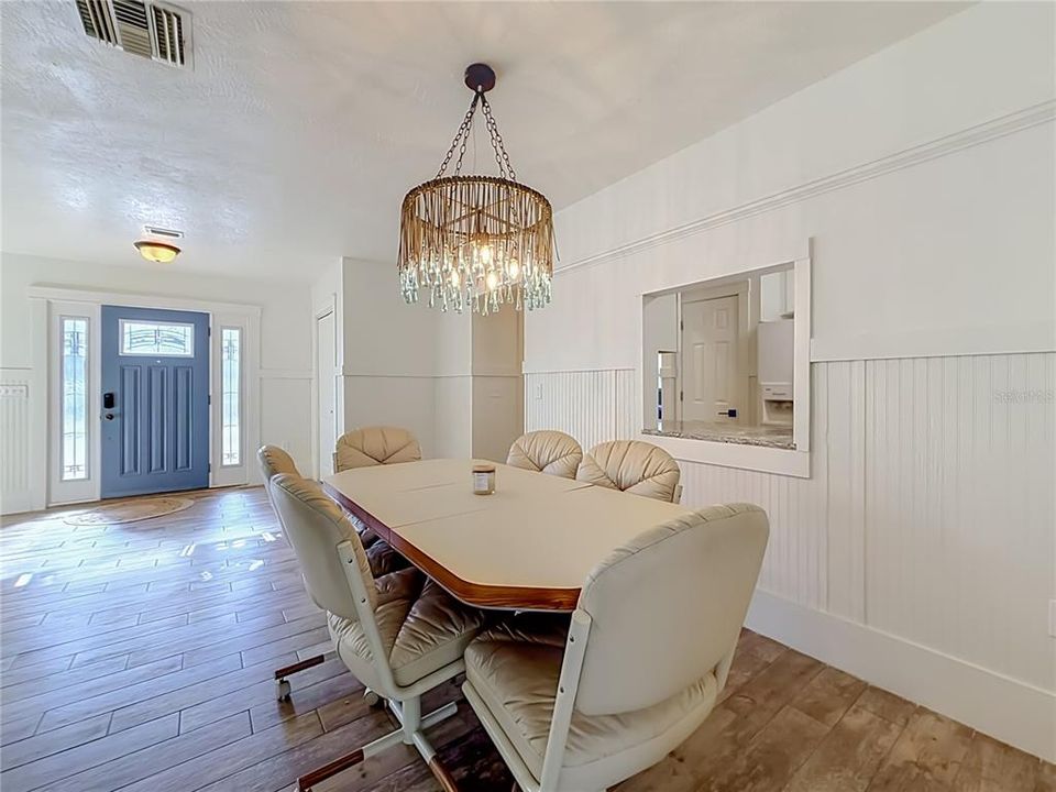 En Venta: $790,000 (3 camas, 2 baños, 1998 Pies cuadrados)