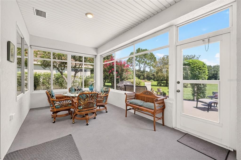 For Sale: $339,900 (2 beds, 2 baths, 1649 Square Feet)