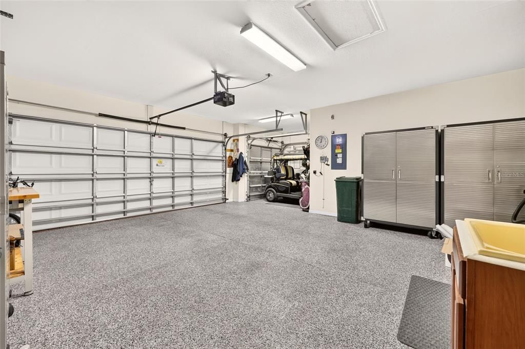 For Sale: $339,900 (2 beds, 2 baths, 1649 Square Feet)