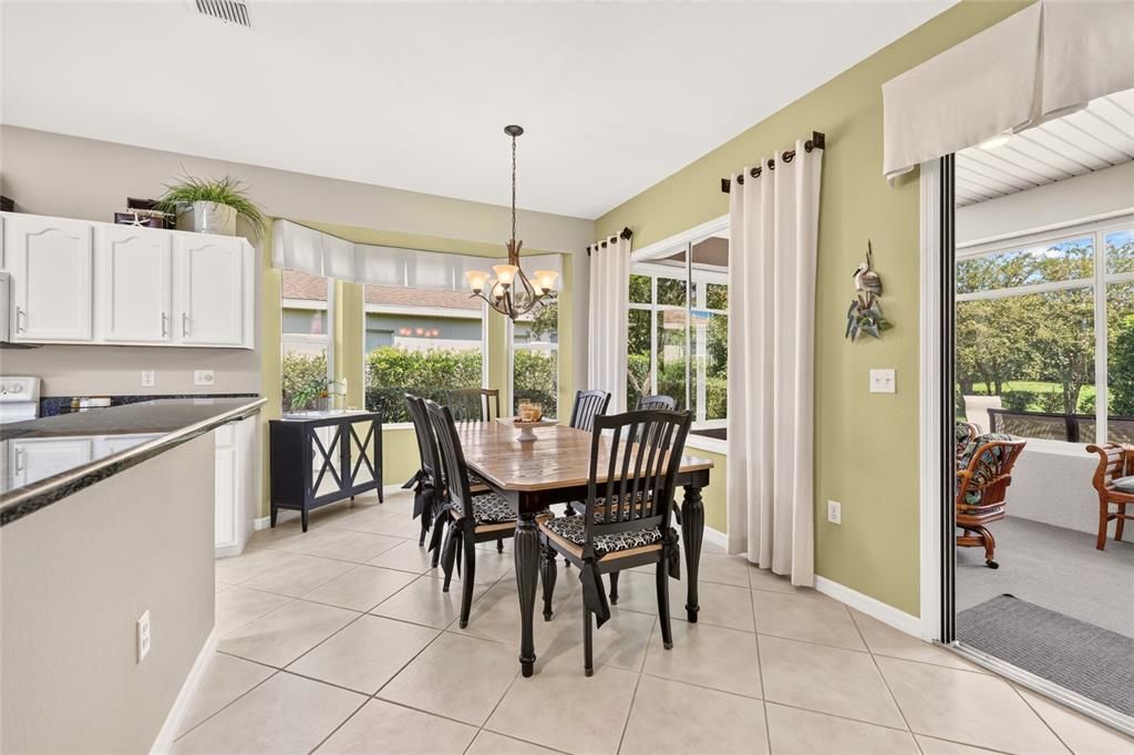 For Sale: $339,900 (2 beds, 2 baths, 1649 Square Feet)