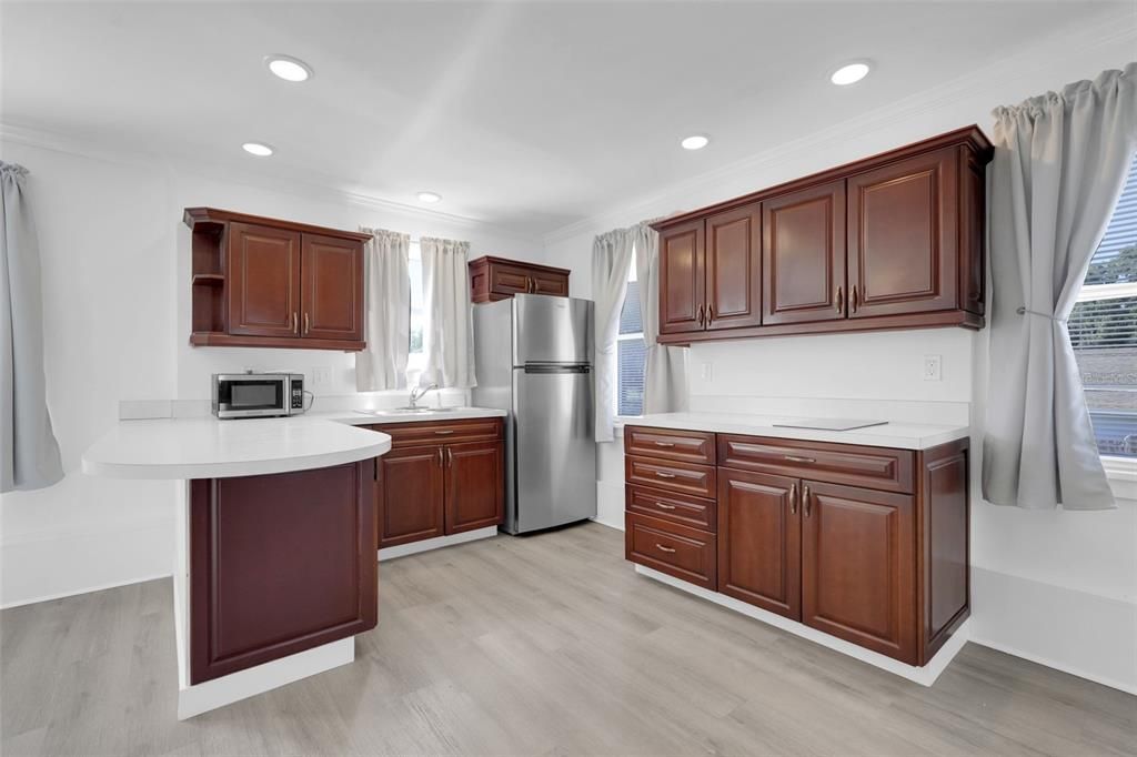 For Sale: $349,000 (2 beds, 2 baths, 1520 Square Feet)