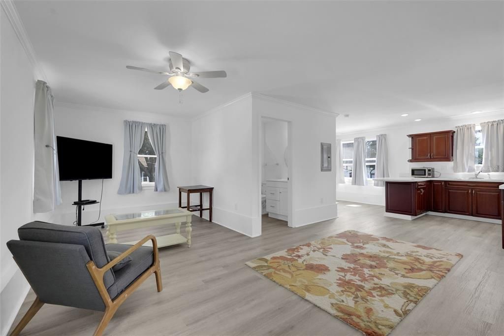 For Sale: $349,000 (2 beds, 2 baths, 1520 Square Feet)