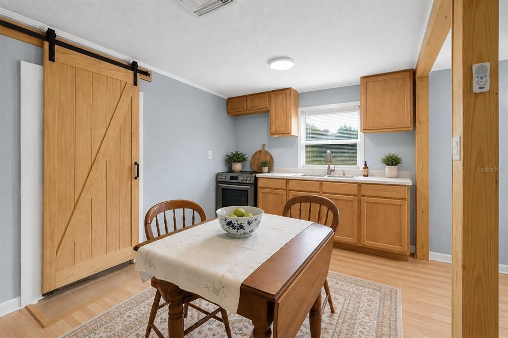 For Sale: $349,000 (2 beds, 2 baths, 1520 Square Feet)