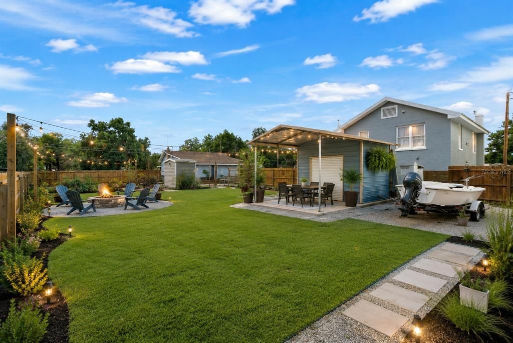 For Sale: $349,000 (2 beds, 2 baths, 1520 Square Feet)