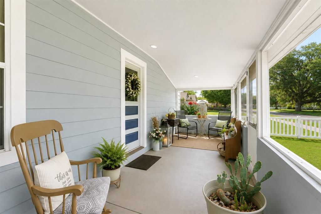 For Sale: $349,000 (2 beds, 2 baths, 1520 Square Feet)
