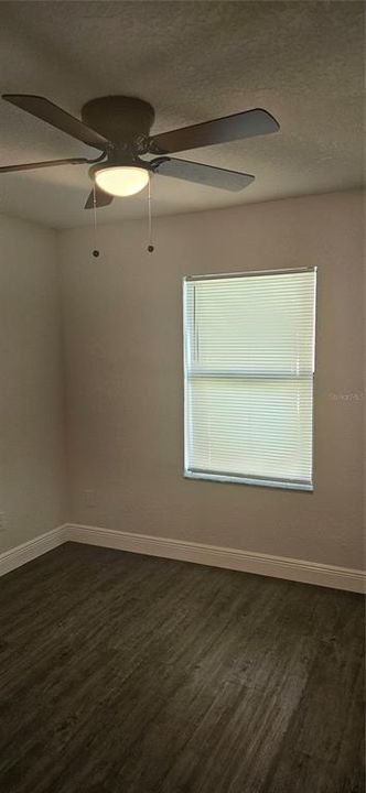 For Sale: $249,900 (4 beds, 2 baths, 1383 Square Feet)